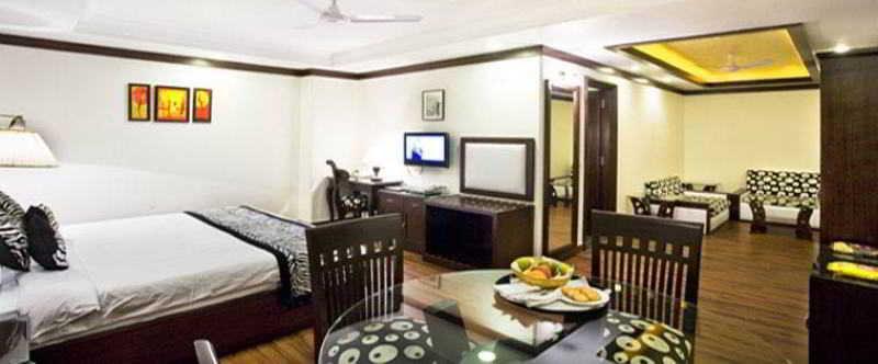 Hotel Parkland Chirag Enclave Νέο Δελχί Εξωτερικό φωτογραφία