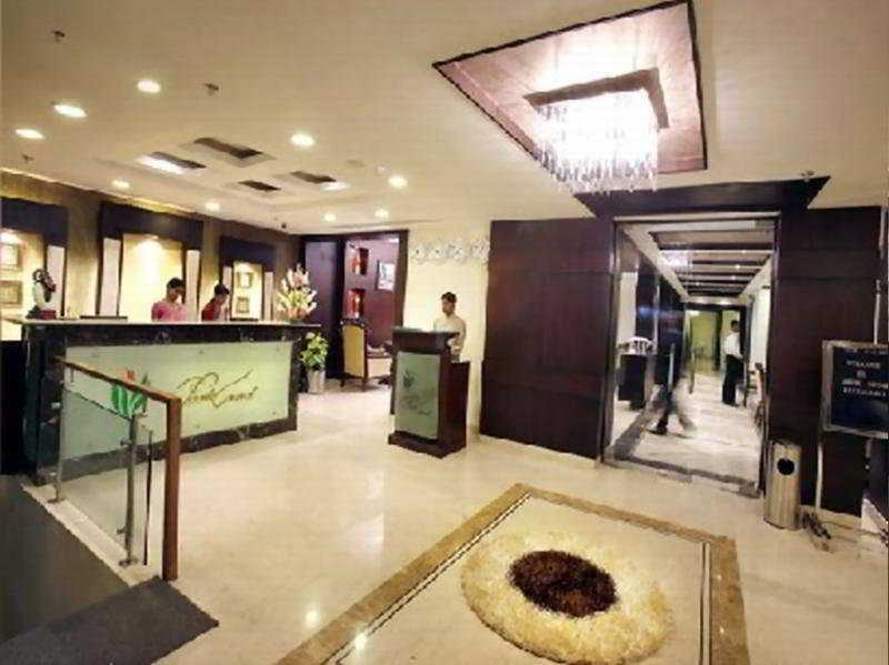 Hotel Parkland Chirag Enclave Νέο Δελχί Εξωτερικό φωτογραφία